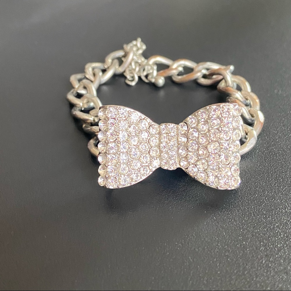 Silver rhinestone bow chain bracelet